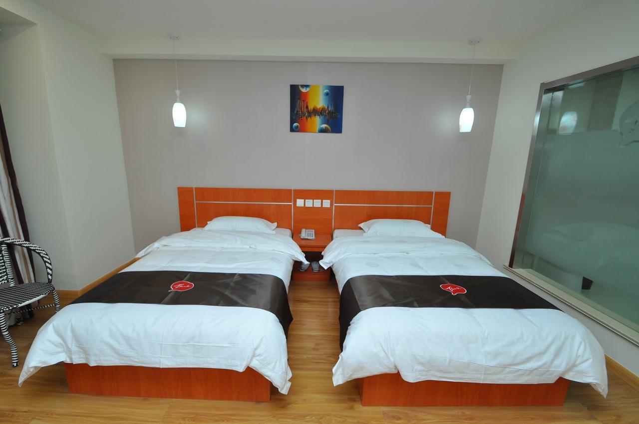 Thank Inn Chain Hotel West Eleven Road Mall 린이 외부 사진